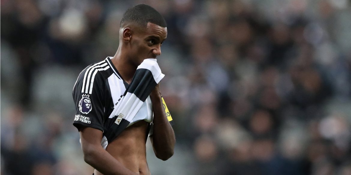 Arsenal considering bargain free agent signing as Isak alternative in 2025