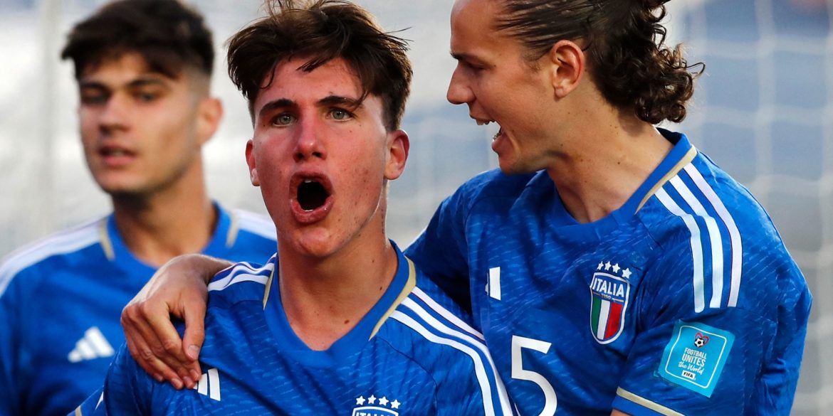 Poch Can Sanction £50m Mount Exit By Unleashing Chelsea Wonderkid
