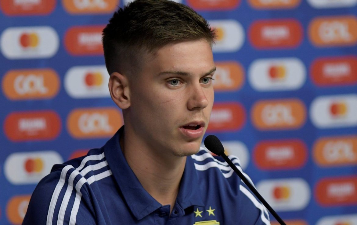 Forget Ben White: Leeds can land Juan Foyth for half the price
