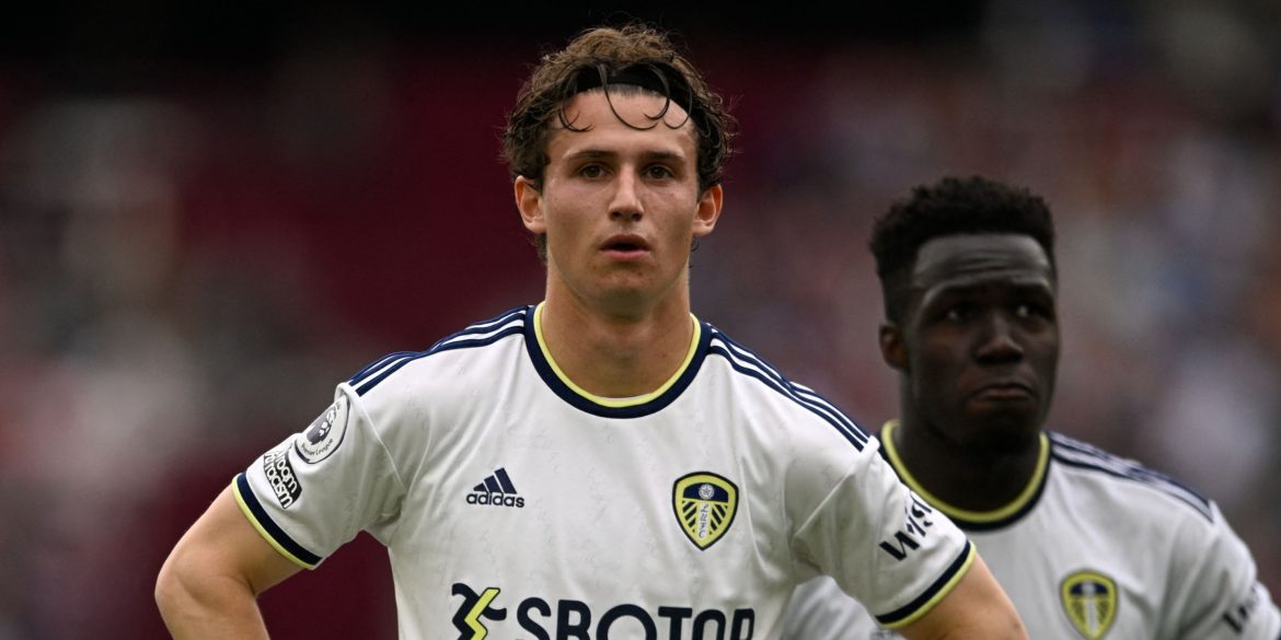 Romano "Expects" Two Big Players to Leave Leeds